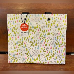 NWT Scout “Cindy Lou Blue” Large Package Gift Bag